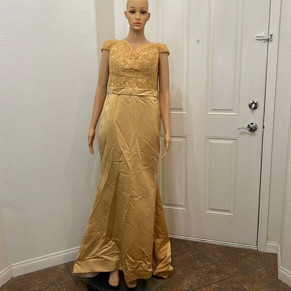 Chong Xiao Dress Gold Wedding 45 In Lace Embroidery Sheer Sequin Gemstones Train - Picture 1 of 16